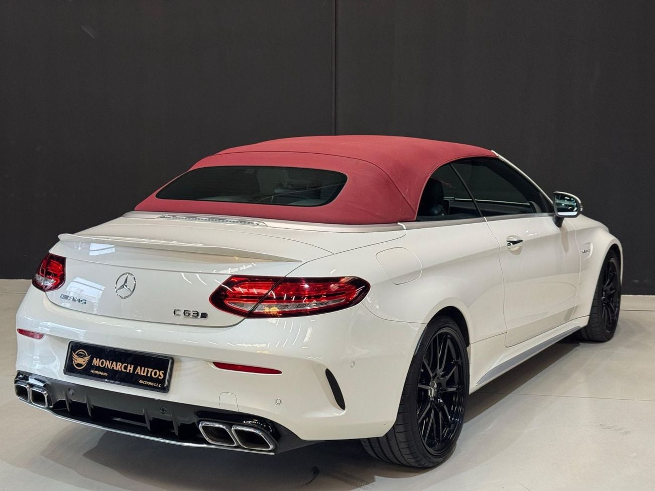 Mercedes-Benz C 63S AMG