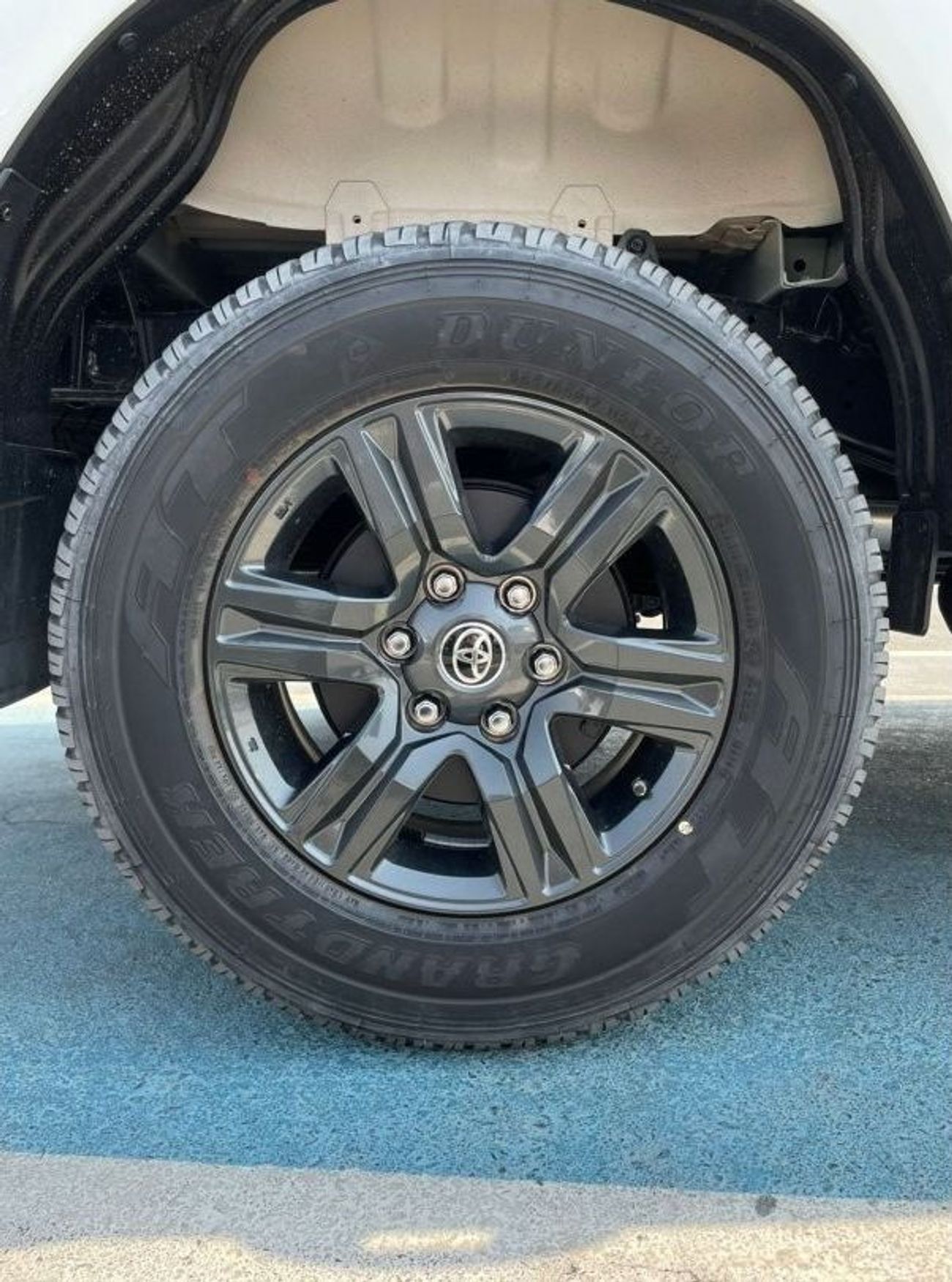 Toyota Hilux Toyota Hilux 2.7L Automatic Full Option 0km Best price for exoprt!!!