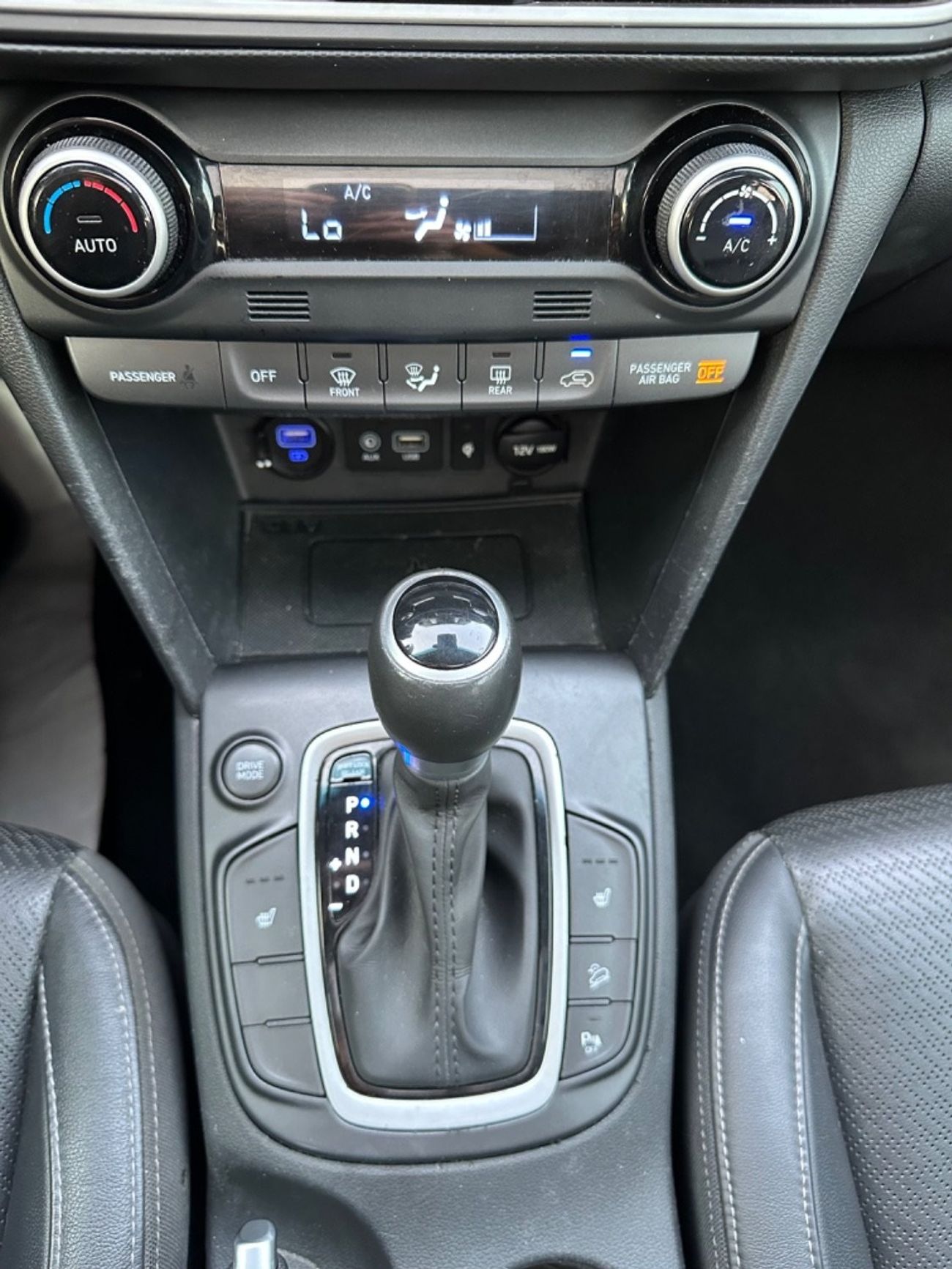 Hyundai Kona GLS Premium Sunroof Hyundai kona, 2021 with an engine capacity of 1.6 Turbo. In good condition, ther