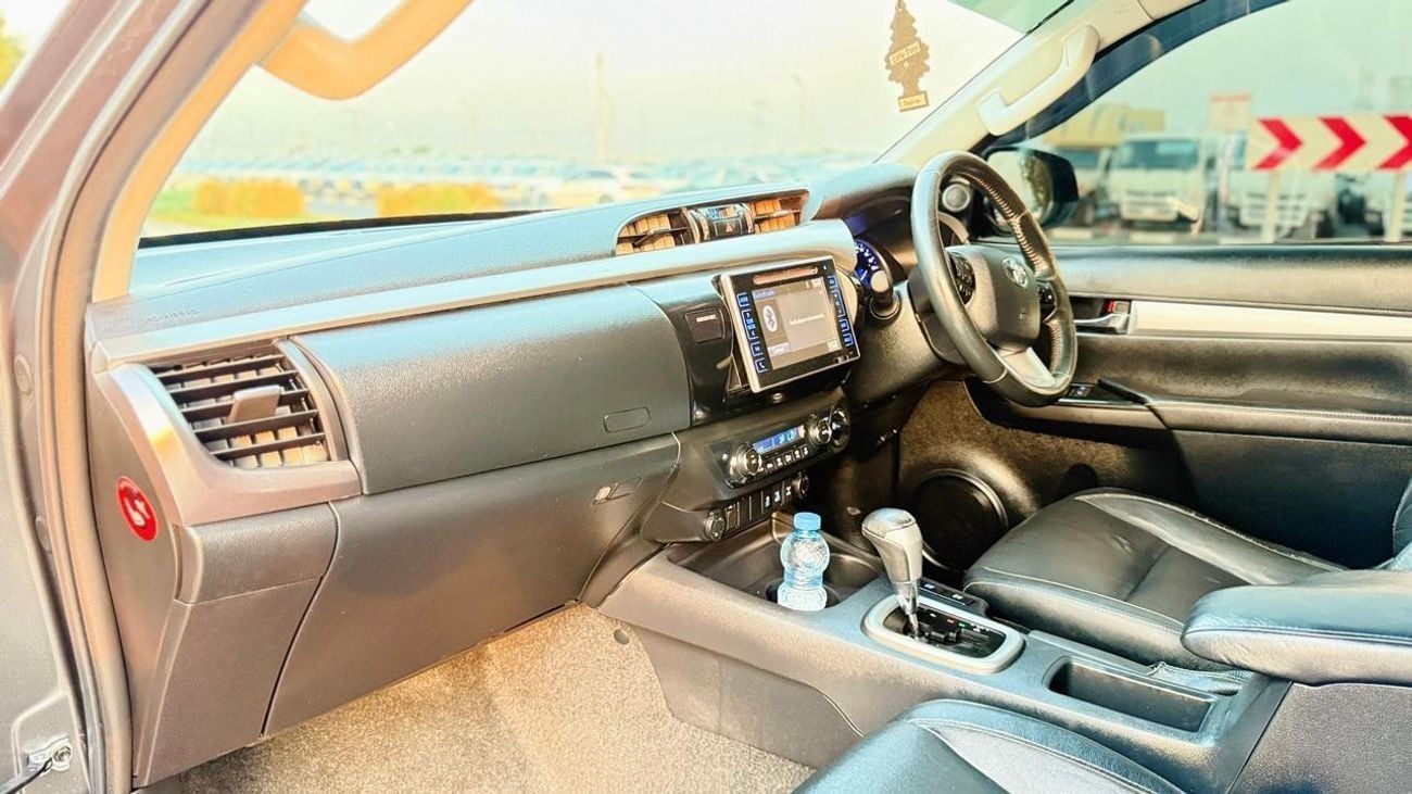 Toyota Hilux DOUBLE CABIN | 2.8L DIESEL ENGINE | AUTOMATIC TRANSMISSION | RHD | 4WD