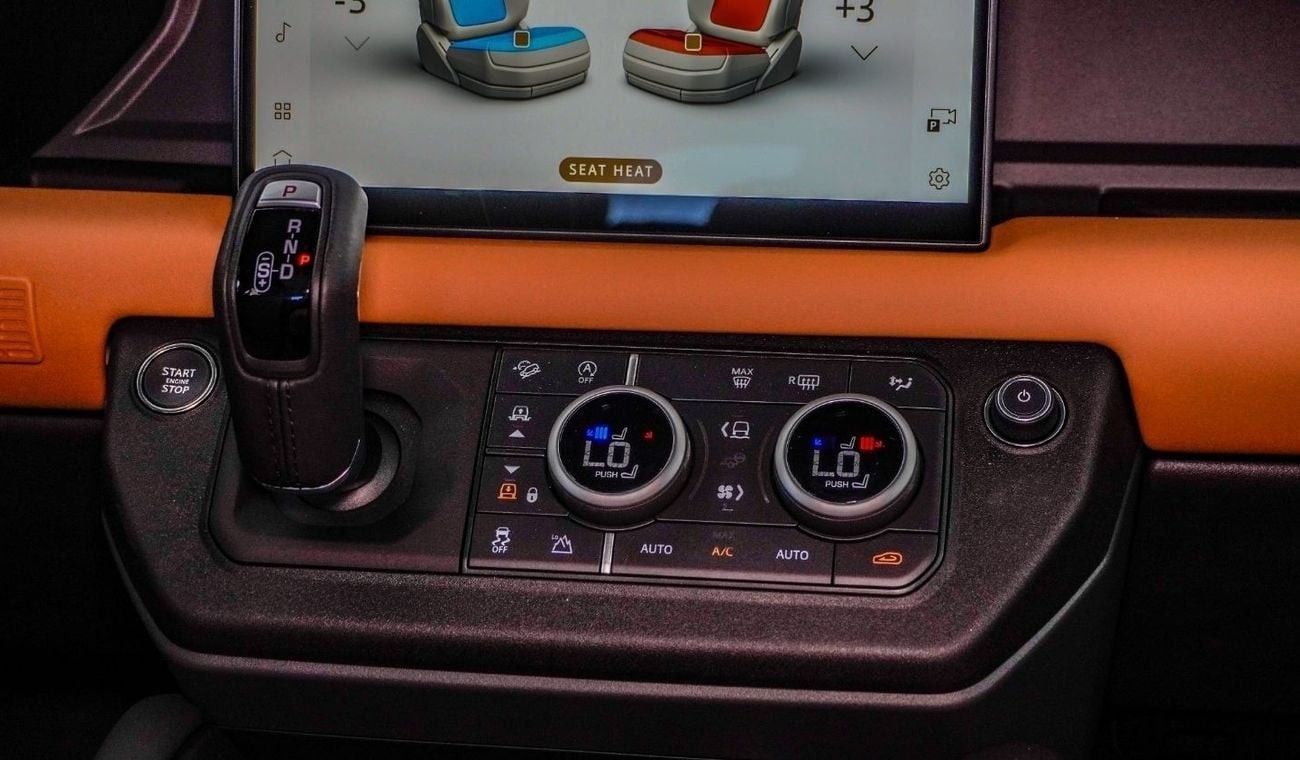 Land Rover Defender P400 110 X-Dynamic HSE 3.0L (7 Seater) Land Rover Defender 110 HSE X-Dynamic P400 | Black Pack Editi