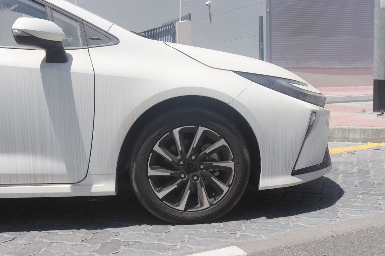 Toyota Corolla 1.8 HYBRID , LEATHER SEAT, ALLOY WHEELS. CAMERA, SUNROOF MODEL 2026
