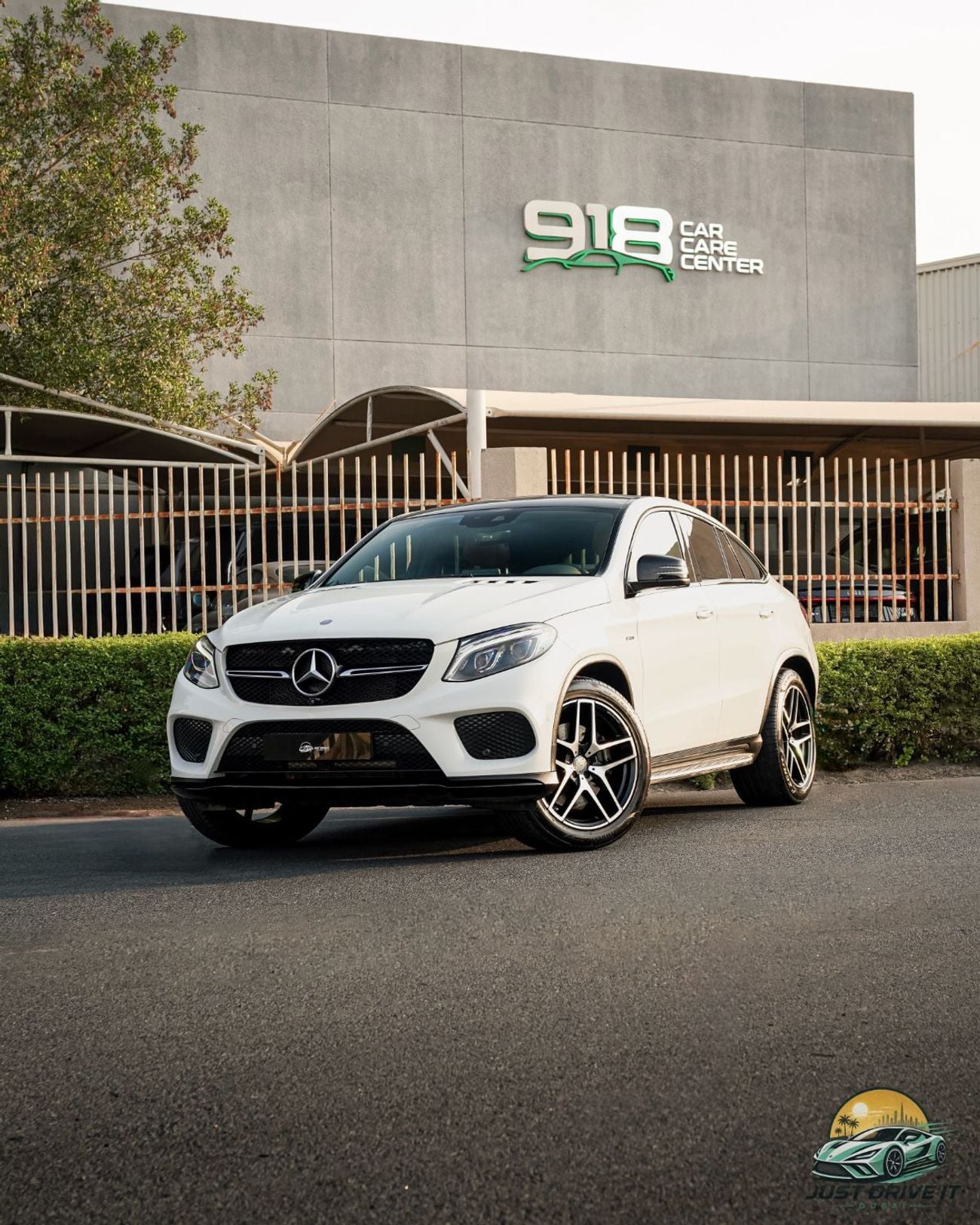 مرسيدس بنز GLE 450 AMG LINE