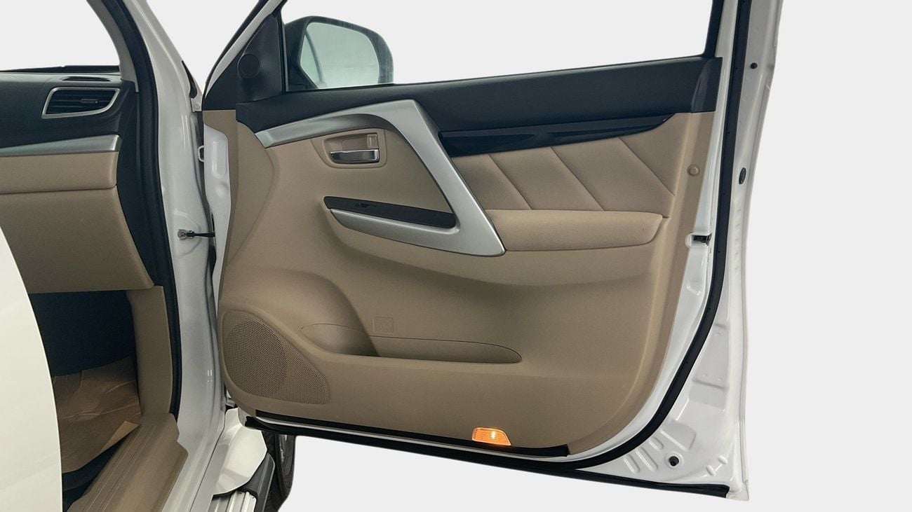 ميتسوبيشي مونتيرو سبورت GLS Mid | upto AED 20,000 Ramadan Discount | شامل الضمان | 0 ﺪﻔﻋﺓ ﺃﻮﻟﻯ