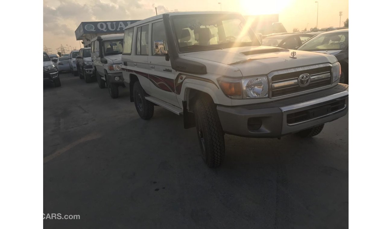 Toyota Land Cruiser 4x4 diesel 5 DOORS