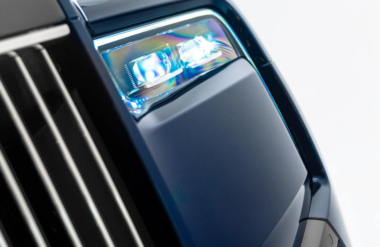 Rolls-Royce Cullinan 6.75L V-12 Twin-Turbocharged Engine