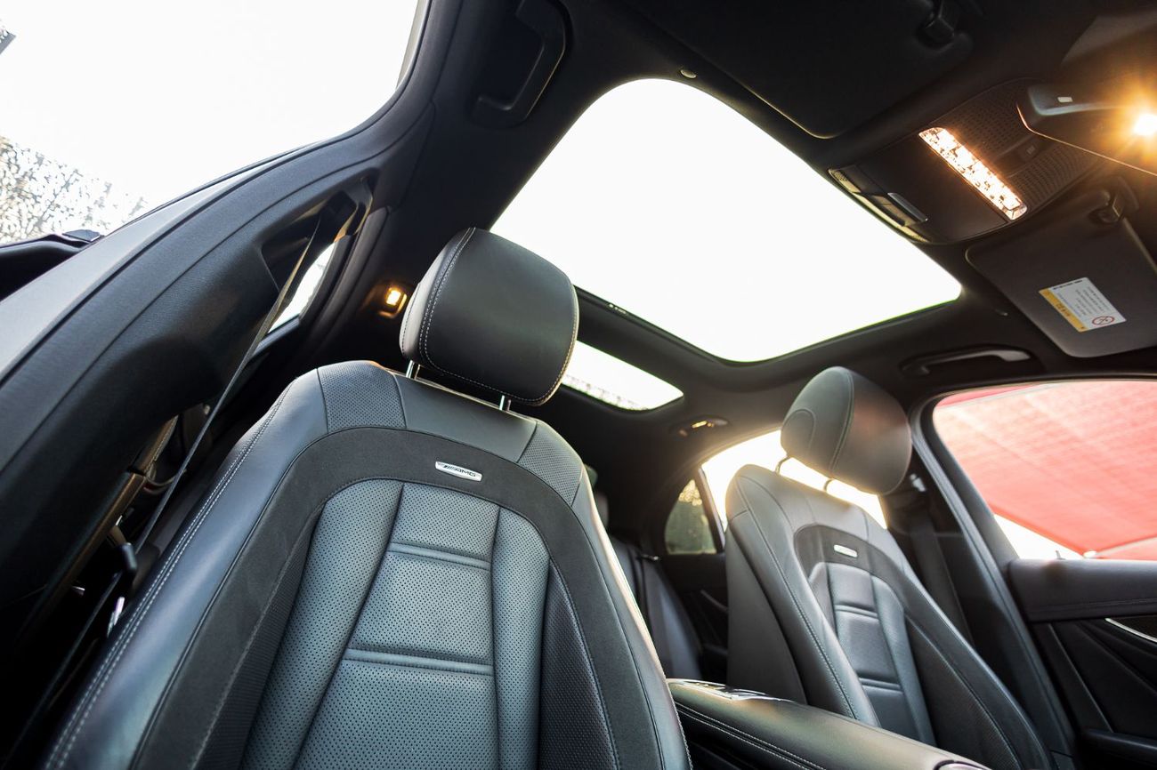 Mercedes-Benz E 63 S AMG Std 4.0L