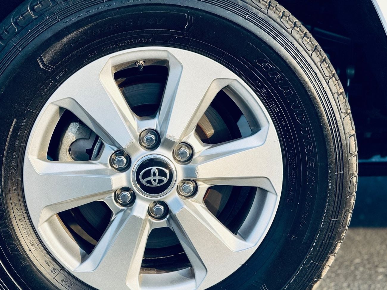 Toyota Land Cruiser GXR 4.0L