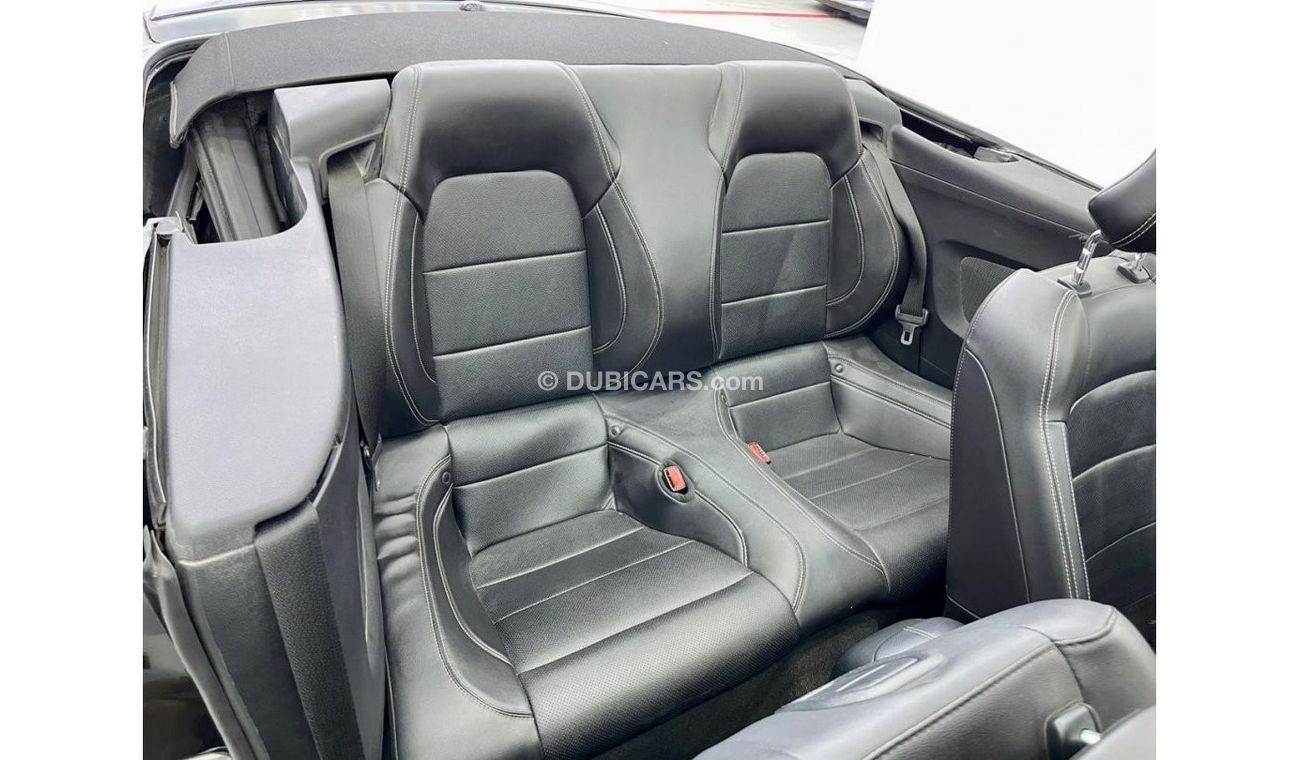 Ford Mustang 2017 Ford Mustang GT Convertible, Full Service History, Low KMs GCC Specs