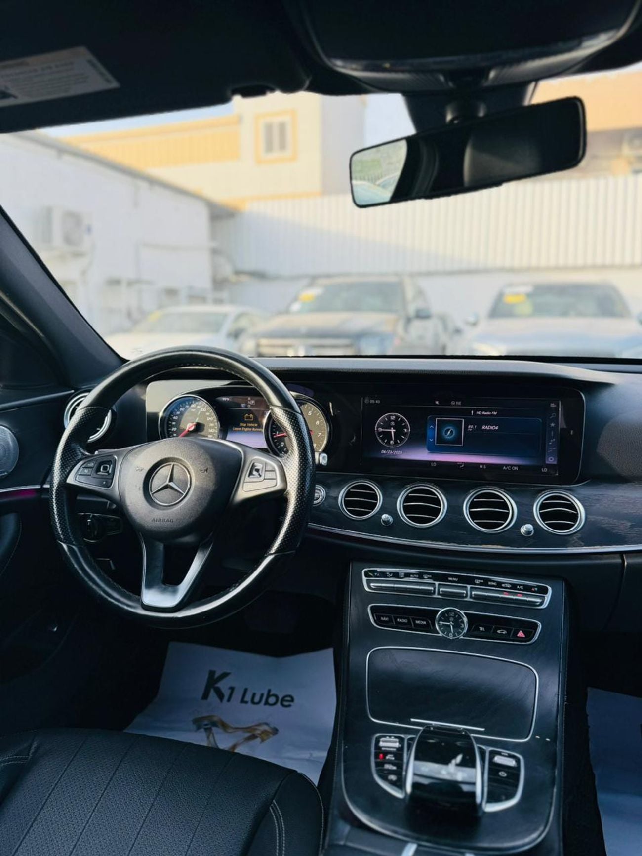 Mercedes Benz E300