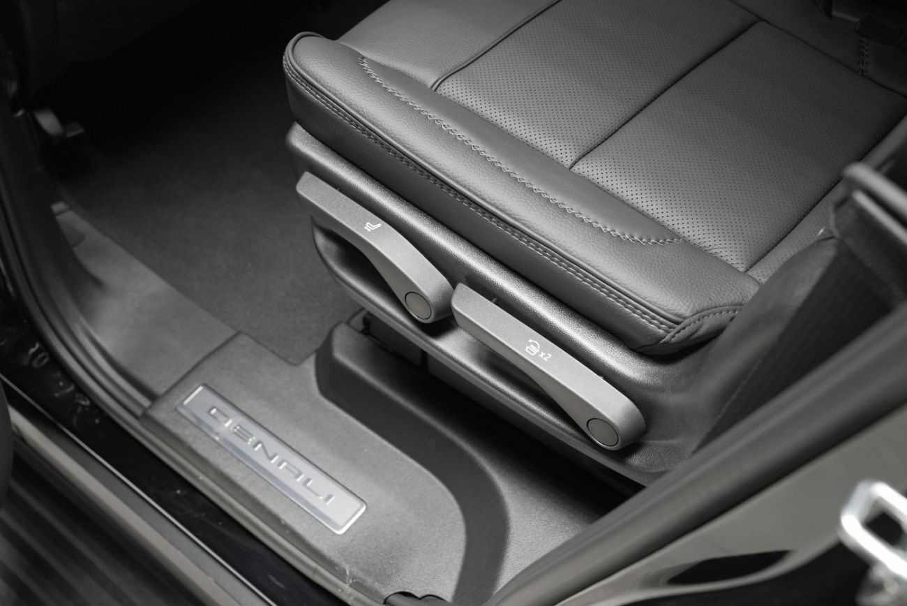 GMC Yukon 6.2 V8 Denali (AWD)