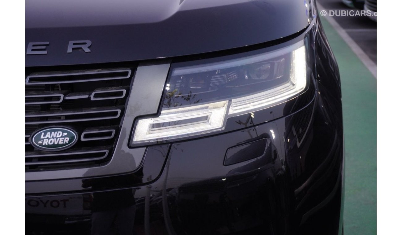 Land Rover Range Rover 2023 Range Rover HSE P530 4.4L TT V8