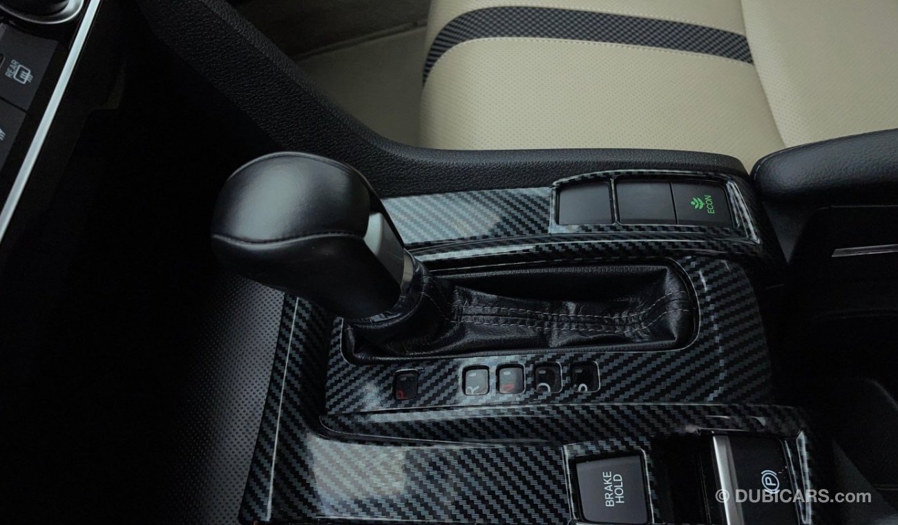 هوندا سيفيك RS 1.5 | بدون دفعة مقدمة | اختبار قيادة مجاني للمنزل