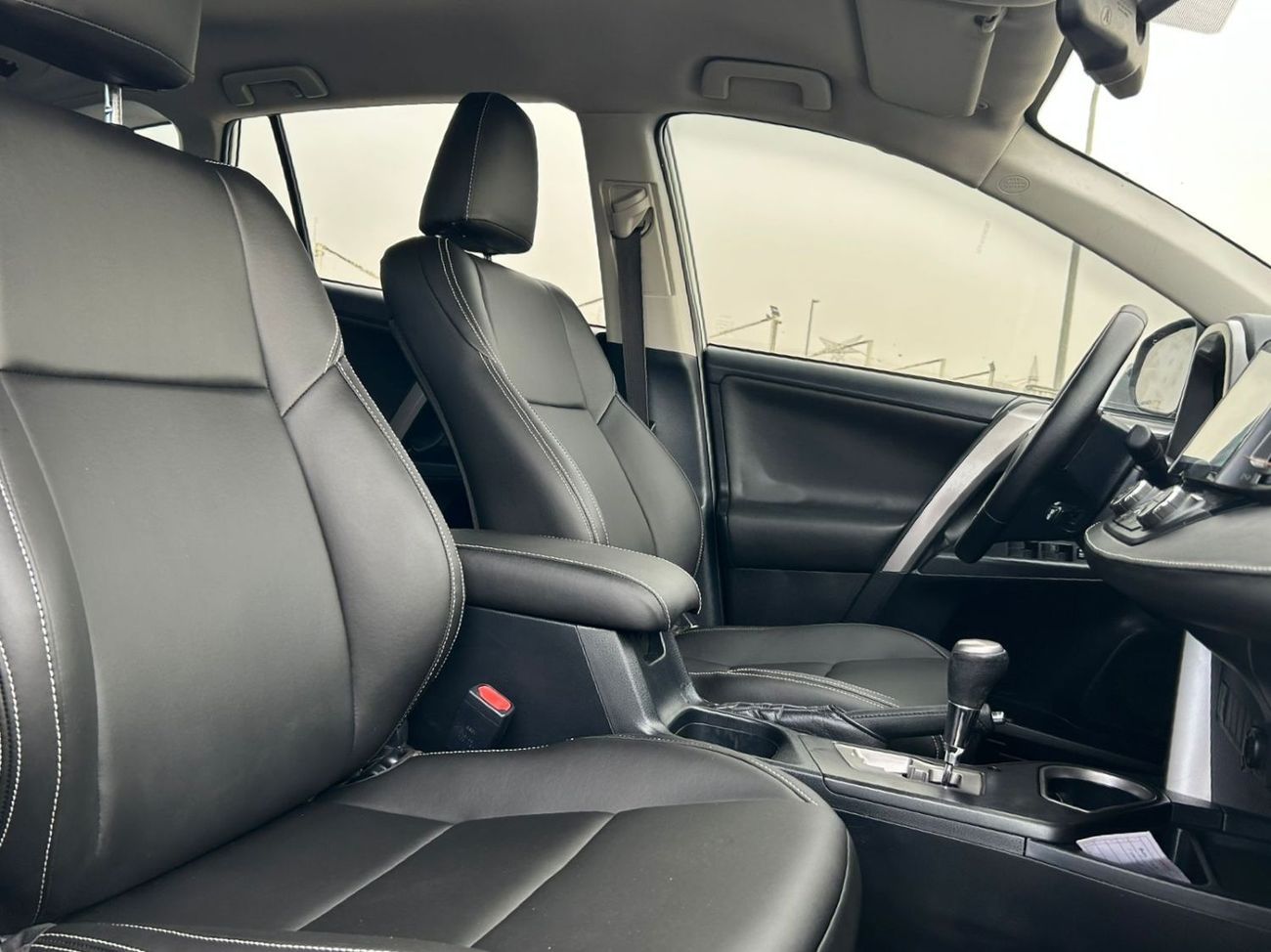 Toyota RAV4 2018 Toyota Rav4 V4 Full Option Push Start - Electrical Seats - Leather Seats - Rear View Cam -  670