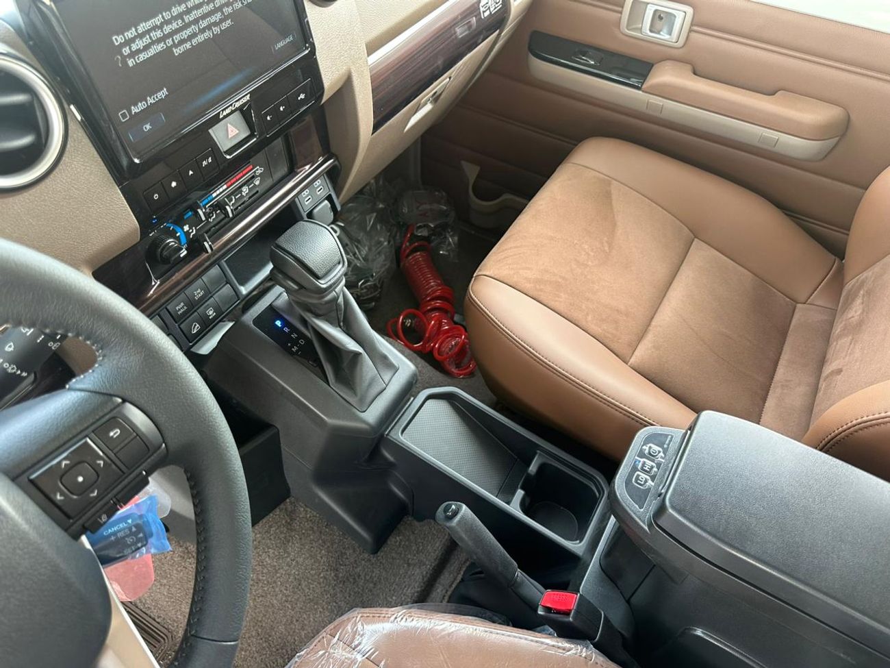 Toyota Land Cruiser 2.8 FULL OPTION