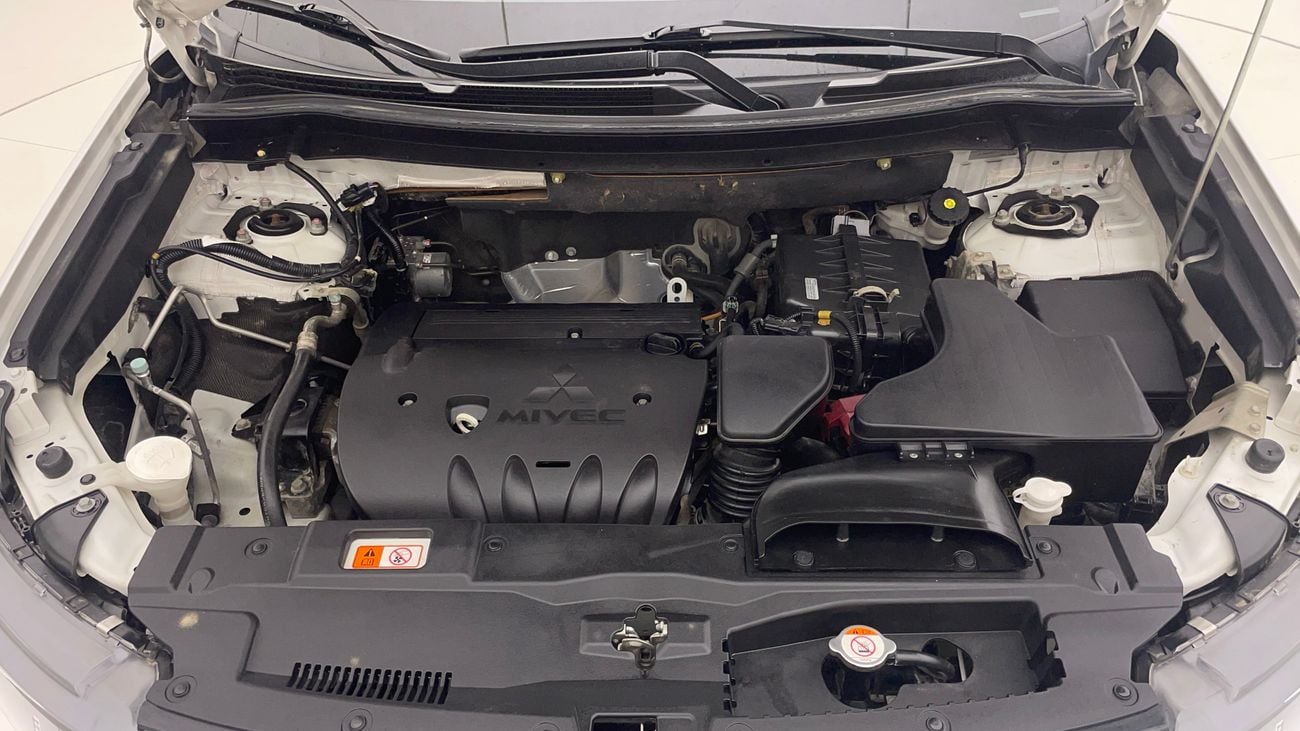 ميتسوبيشي آوتلاندر GLX MID LINE 2.4 | بدون دفعة مقدمة | اختبار القيادة في المنزل