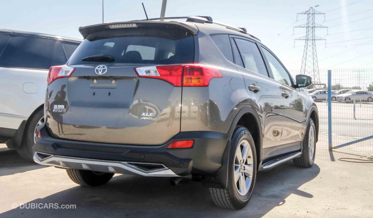 Toyota RAV4 XLE AWD