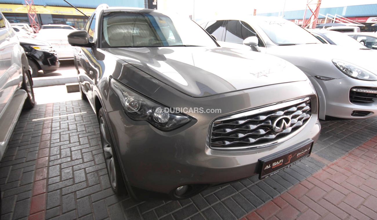 Infiniti FX50 S