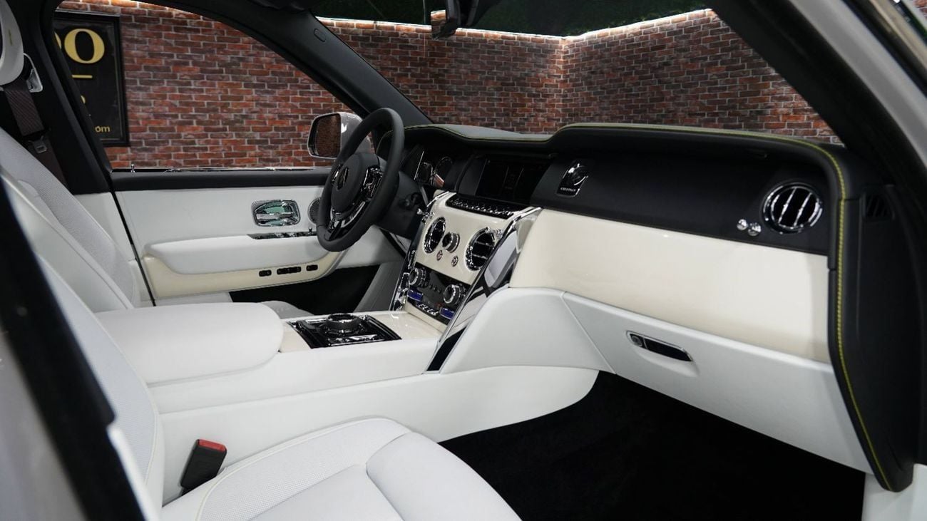 Rolls-Royce Cullinan | SILVER BADGE | NEW | 2023 | V12 | 563 HP