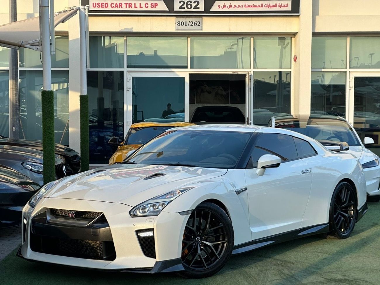 Nissan GTR Premium 3.8L (4 Seater)
