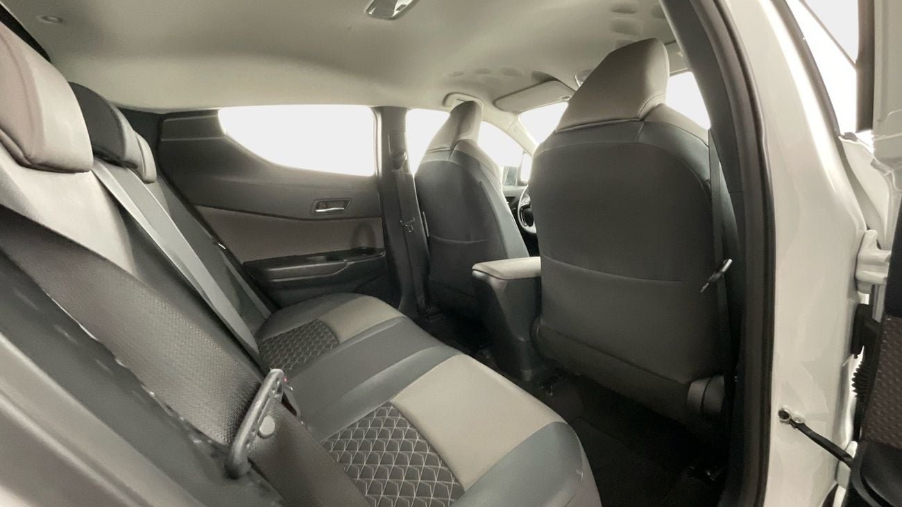 Toyota CHR VX 1.8L (100 HP) VX | Guaranteed Warranty | 0 Down Payment