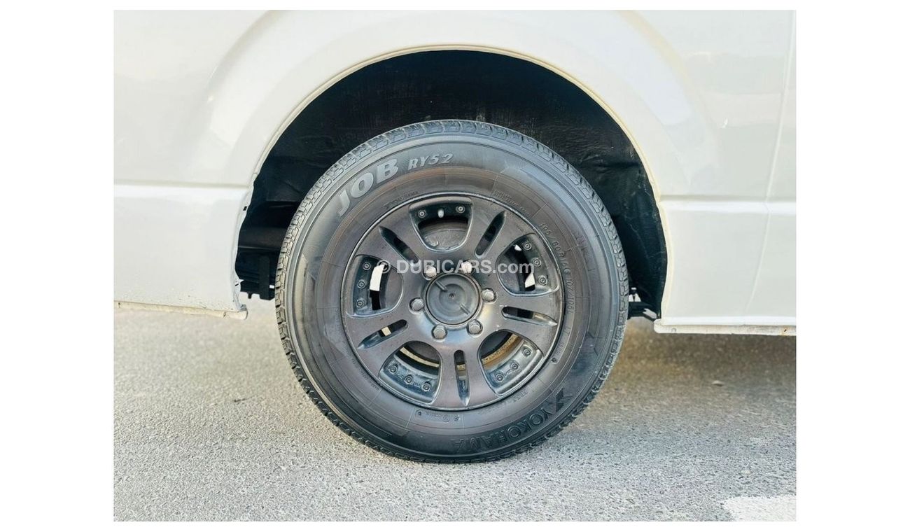 Toyota Hiace 2016 | RHD | PREMIUM CONDITION | PUSH START ENGINE | MULTIMEDIA SCREEN | POWER SLIDE DOOR