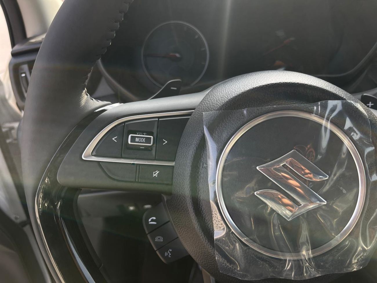 Suzuki Swift 1.2L 2026 double tone