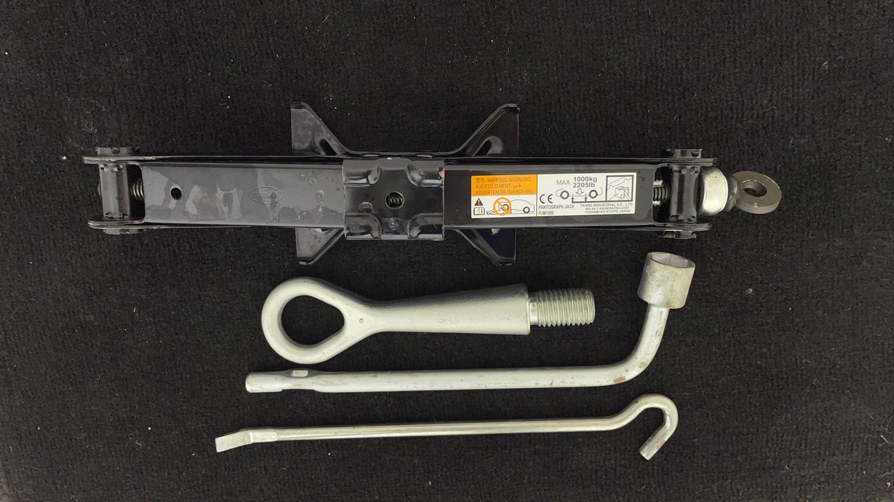 Mitsubishi Lancer GLX LOWLINE 2 | Zero Down Payment | Free Home Test Drive