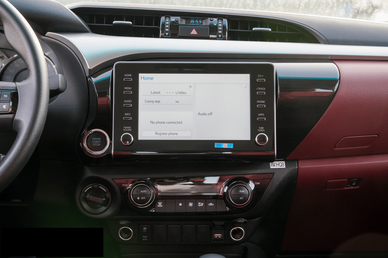 Toyota Hilux ECT0134 - 2025 Toyota Hilux Double Cab - 2.7L Petrol Auto -  White with Red (Push Start)