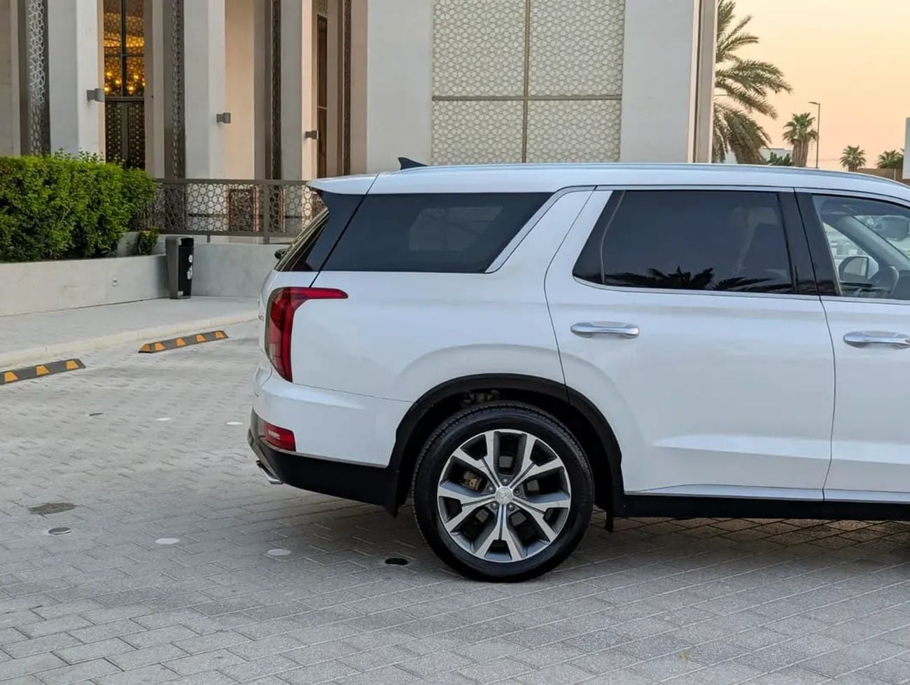 هيونداي باليساد SEL 3.8L V6 | 291 HP | Luxury Family SUV | Premium Features