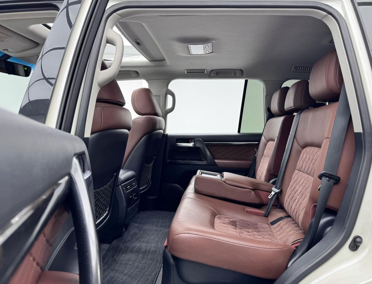 Toyota Land Cruiser GXR GT 4.0L 2020 Toyota Land Cruiser GXR Grand Touring, Warranty, Full Toyota Service History, 7 Sea