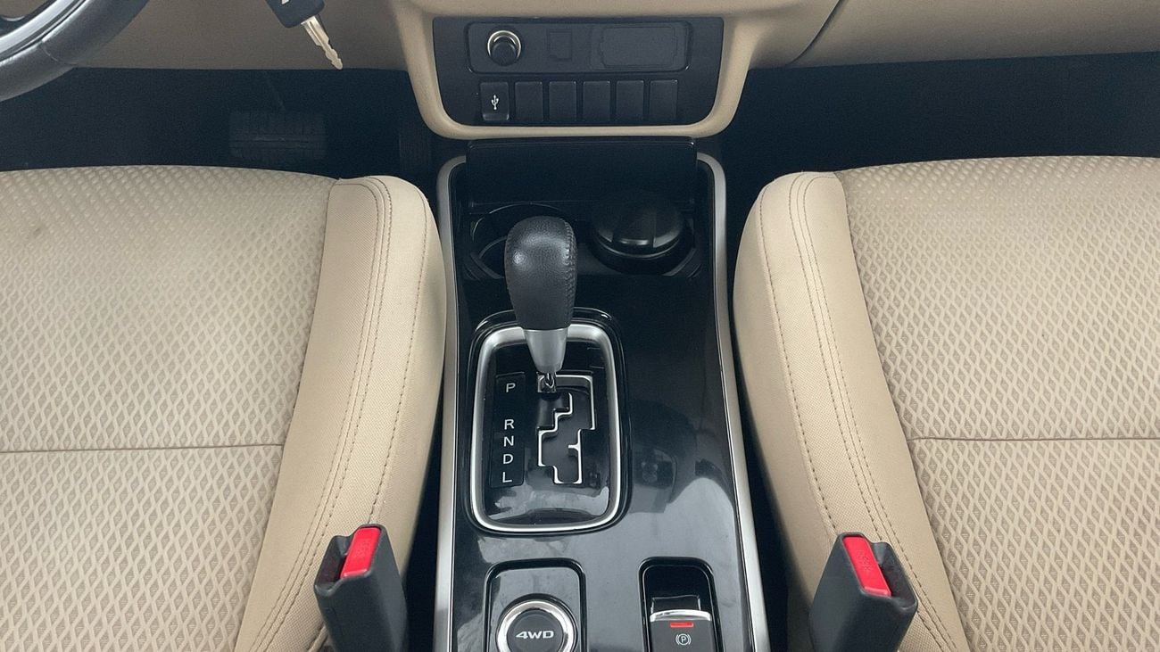 ميتسوبيشي آوتلاندر GLX Midline | شامل الضمان | 0 ﺪﻔﻋﺓ ﺃﻮﻟﻯ