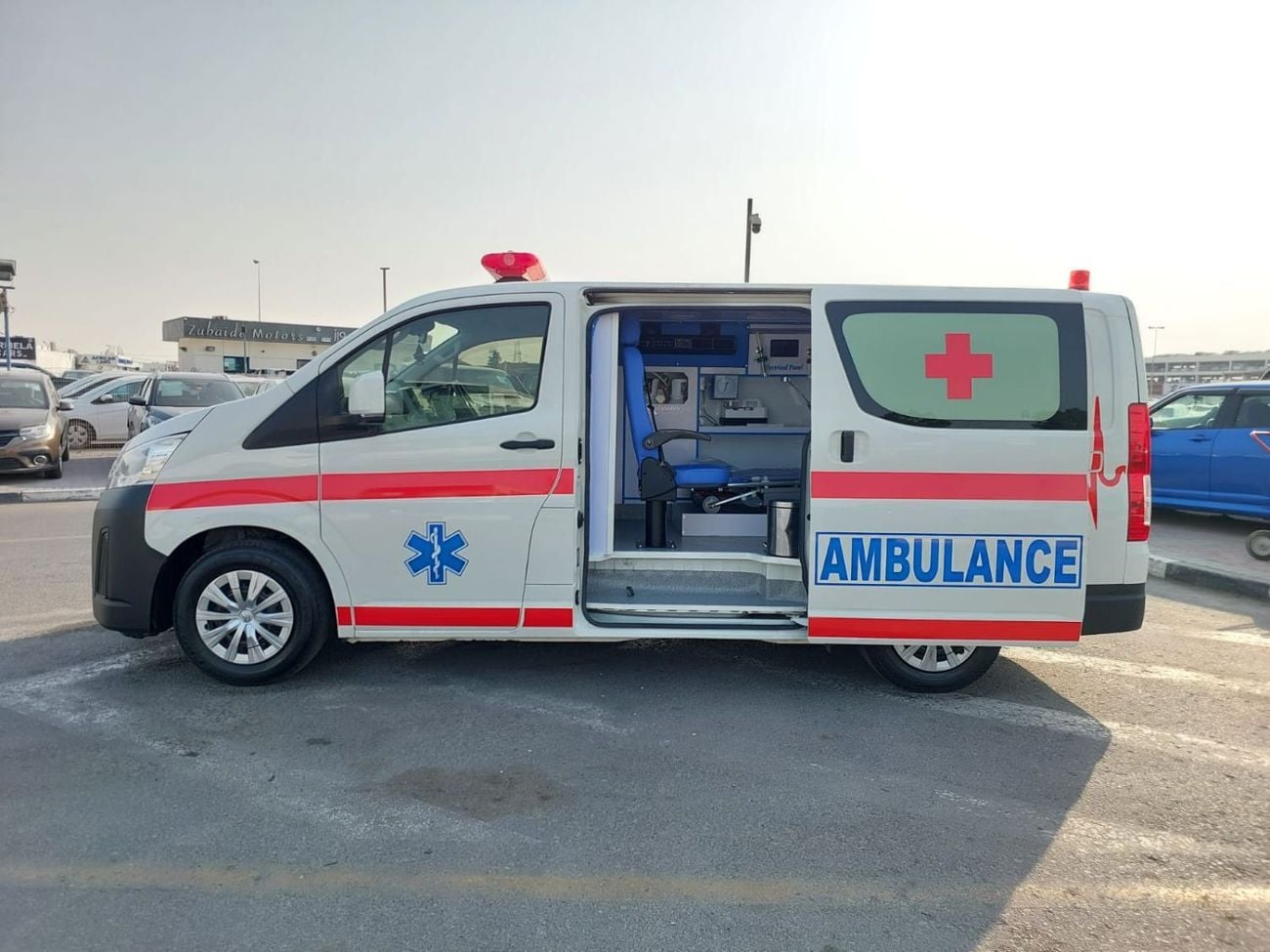 تويوتا هاياس TOYOTA HIACE COMMUTER AMBULANCE VAN RHD 2020 MODEL 2.8 L DIESEL AUTOMATIC(PM19152)