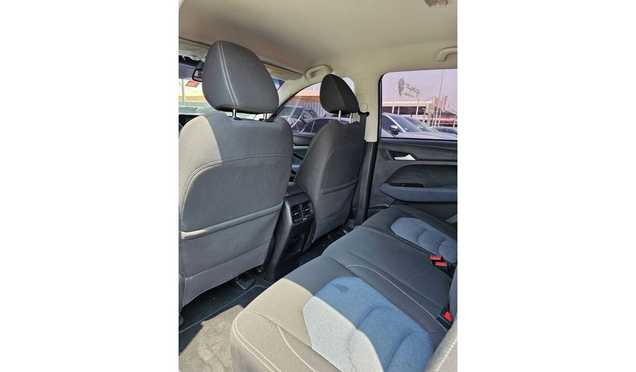 Chevrolet Captiva LS 1.5L (150 HP) (7 Seater)