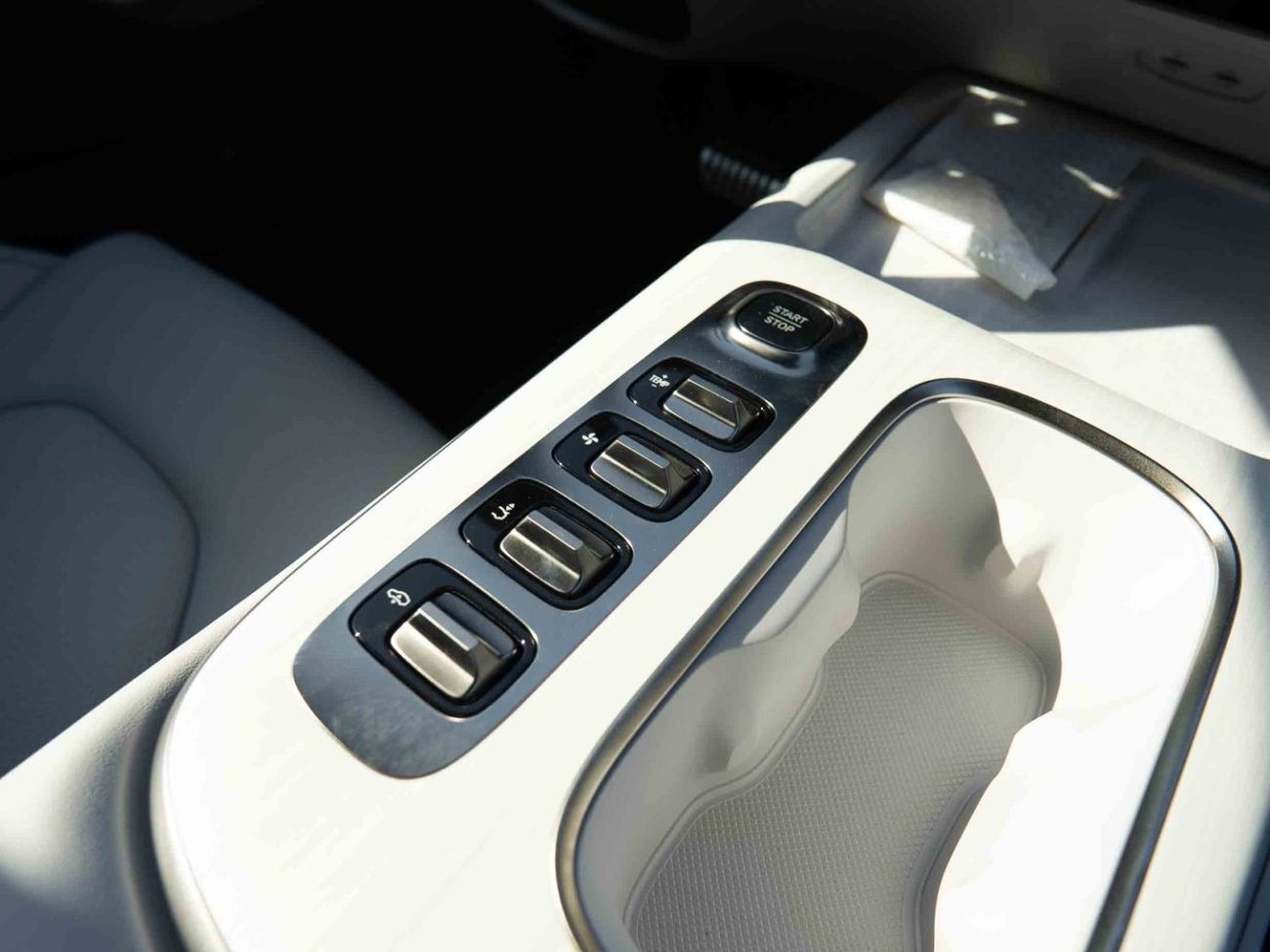 Xiaomi SU7 2025 Xiaomi SU7 Max 21" Sport Wheels - White inside Grey | Export Price