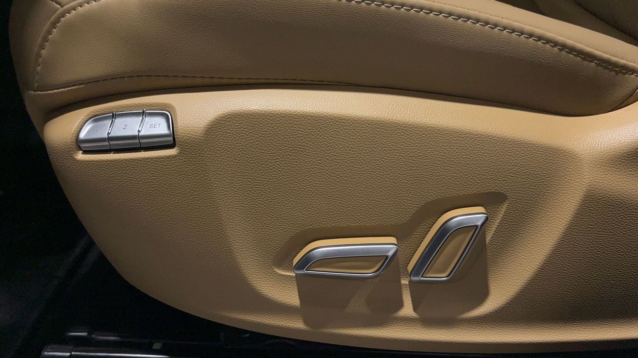 أم جي RX8 LUXURY كارس24 هي سوق ضخم للسيارات المستعملة موثوق ومضمون ٪كارس24 هي سوق ضخم للسيارات المستعملة موثوق ومضمون