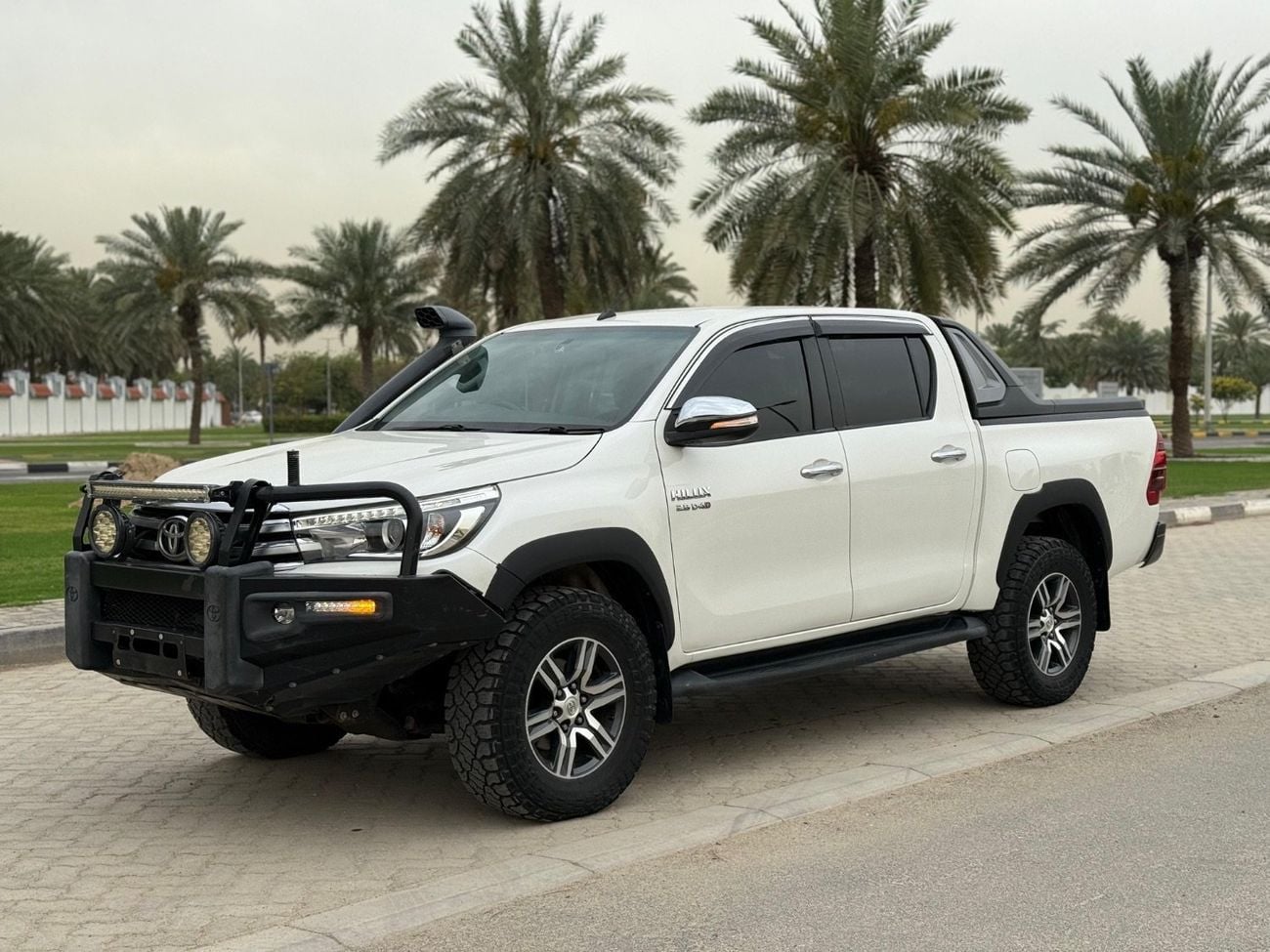 Toyota Hilux DLS SR5 export from Australia