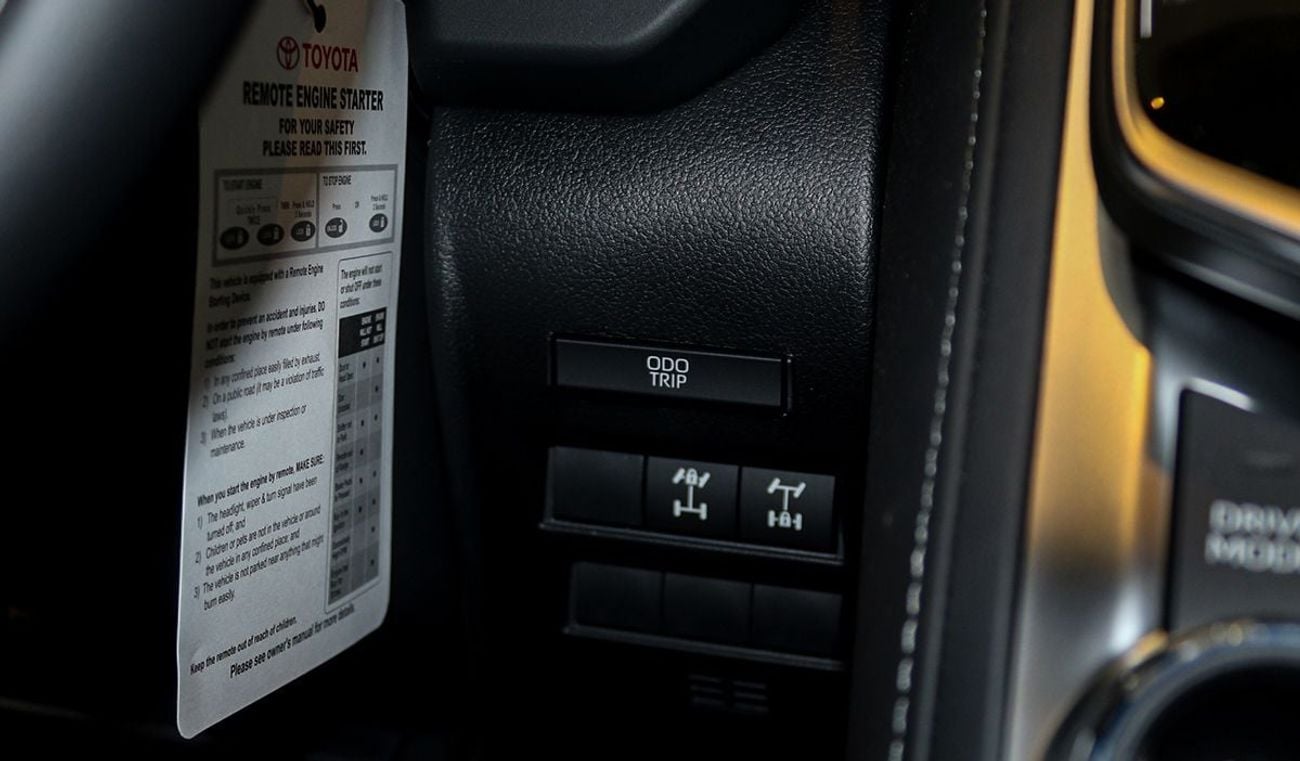 تويوتا لاند كروزر 2026 Model Toyota Land Cruiser (LC300) GR-Sport, 3.5 Petrol 4WD 10A/T