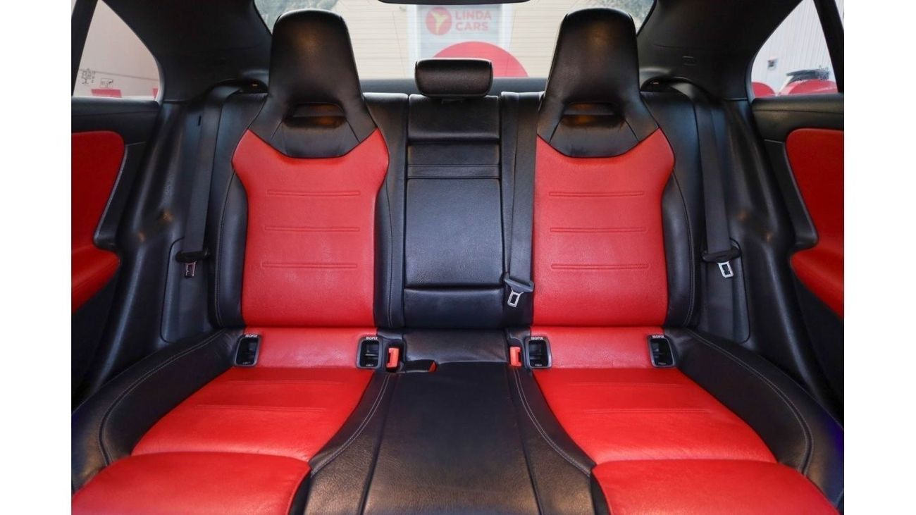 مرسيدس بنز CLA 250 بريميوم +