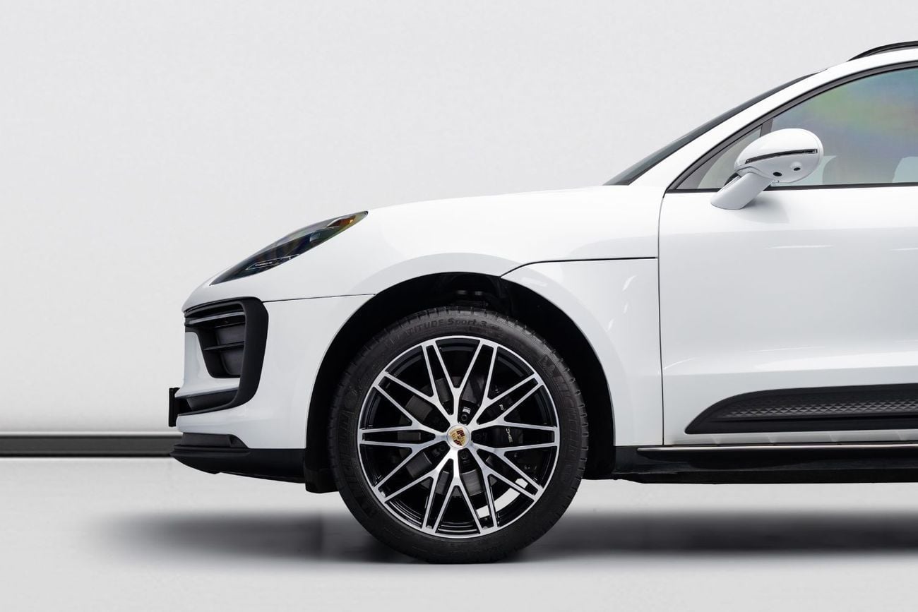 Porsche Macan BUY NOW, PAY 2027 | THE BLACKLINE STANDARD | Porsche Macan 2025 2.0LFebruary 2028 Warranty, GCC