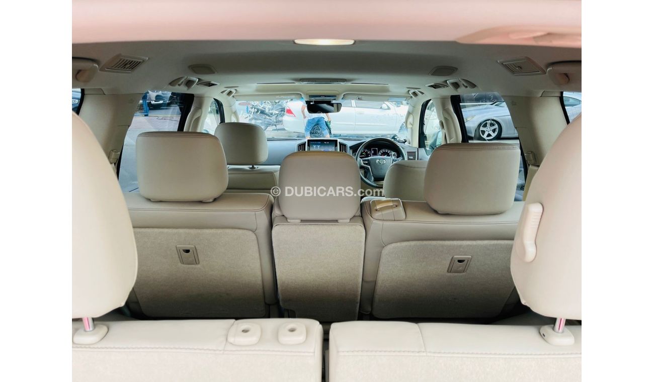 Toyota Land Cruiser Toyota ZX Landcruiser Petrol Engine model 2018 top of the range car very clean and good condition