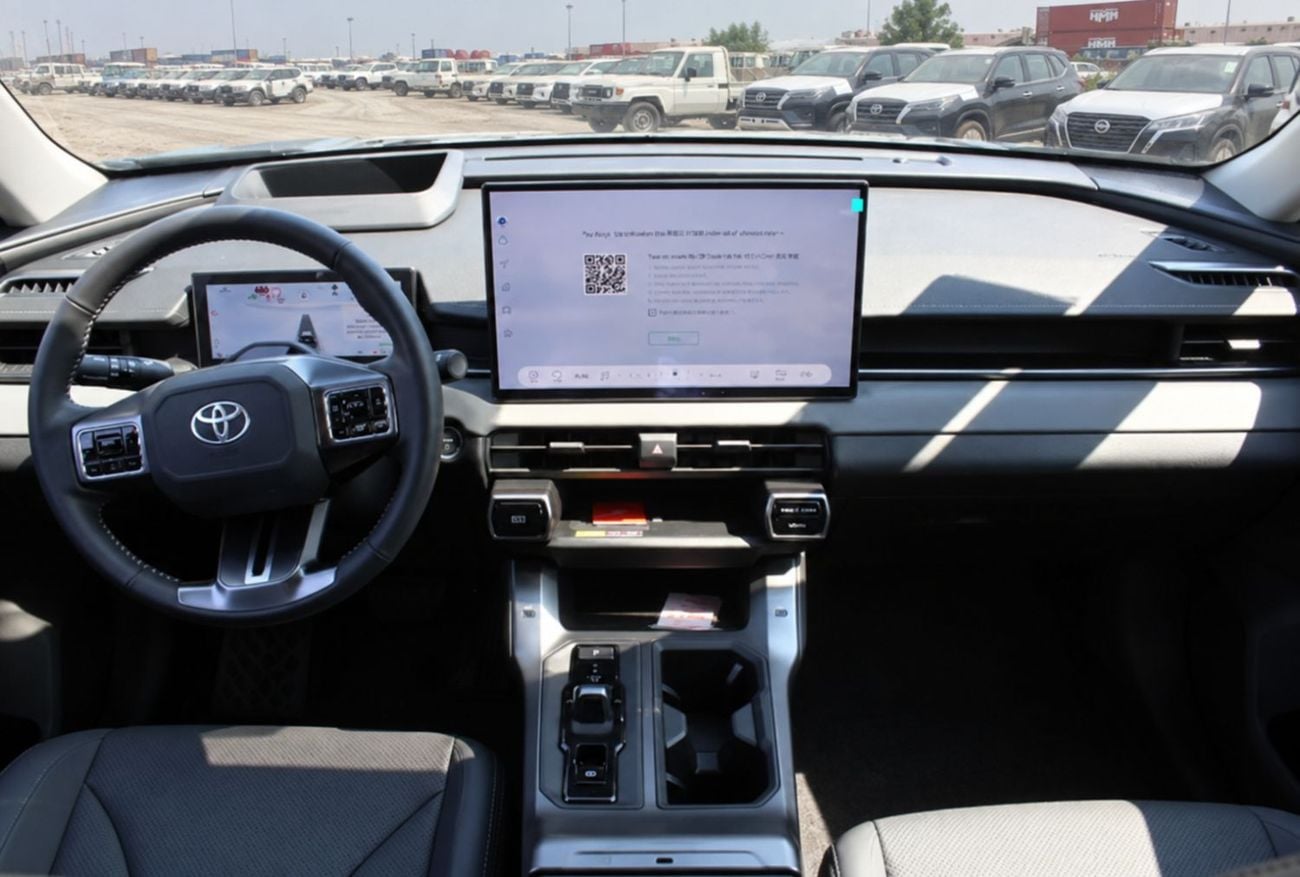 Toyota RAV4 Flagship ECTB - 3. Toyota Rav4 Flagship – Hybrid Auto – Black with Black