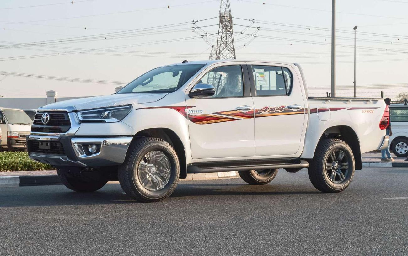 تويوتا هيلوكس TOYOTA HILUX 2.7L 4WD PETROL PICKUP 2025