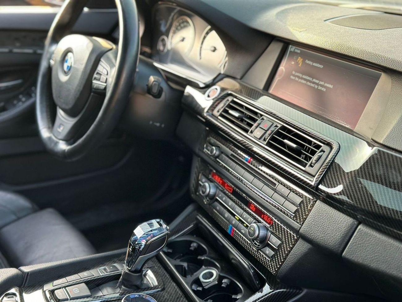 BMW 550i M Sport 4.4L (444 HP) M Sport 4.4L