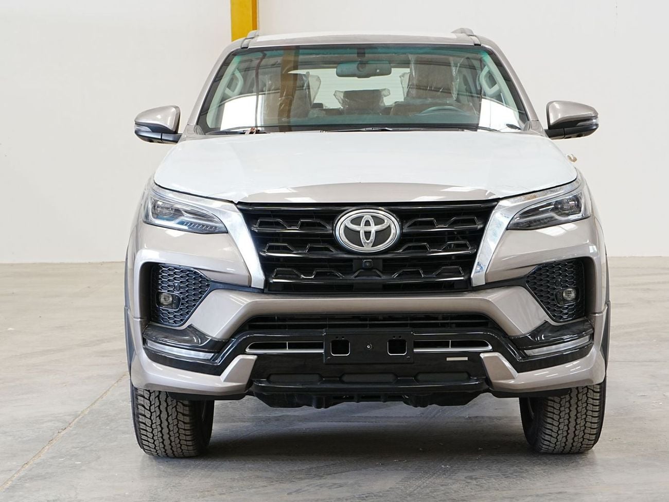 Toyota Fortuner VXR