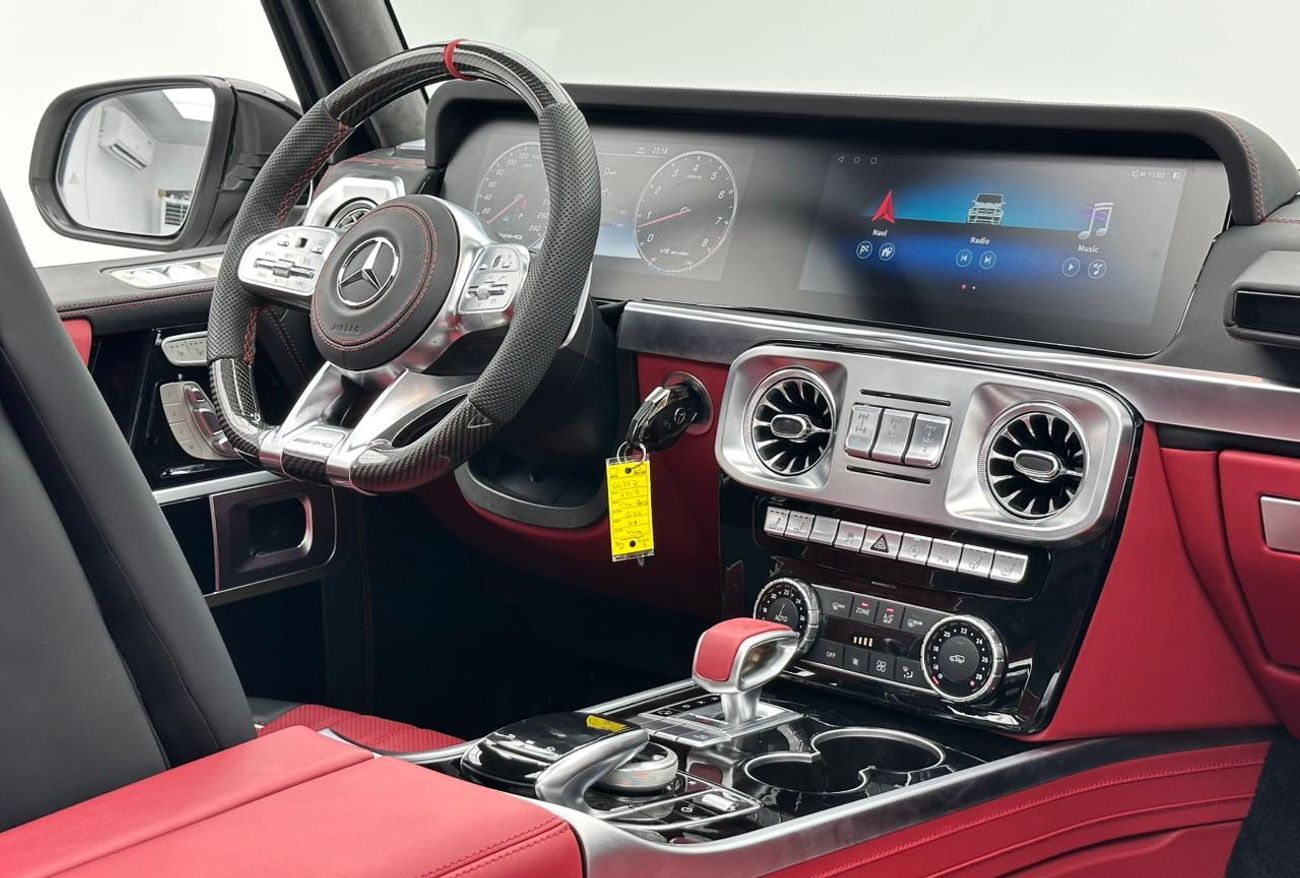 Mercedes-Benz G 63 AMG Std 5.5L 2017 Mercedes-Benz G63 AMG, Full Service History, Excellent Condition, GCC