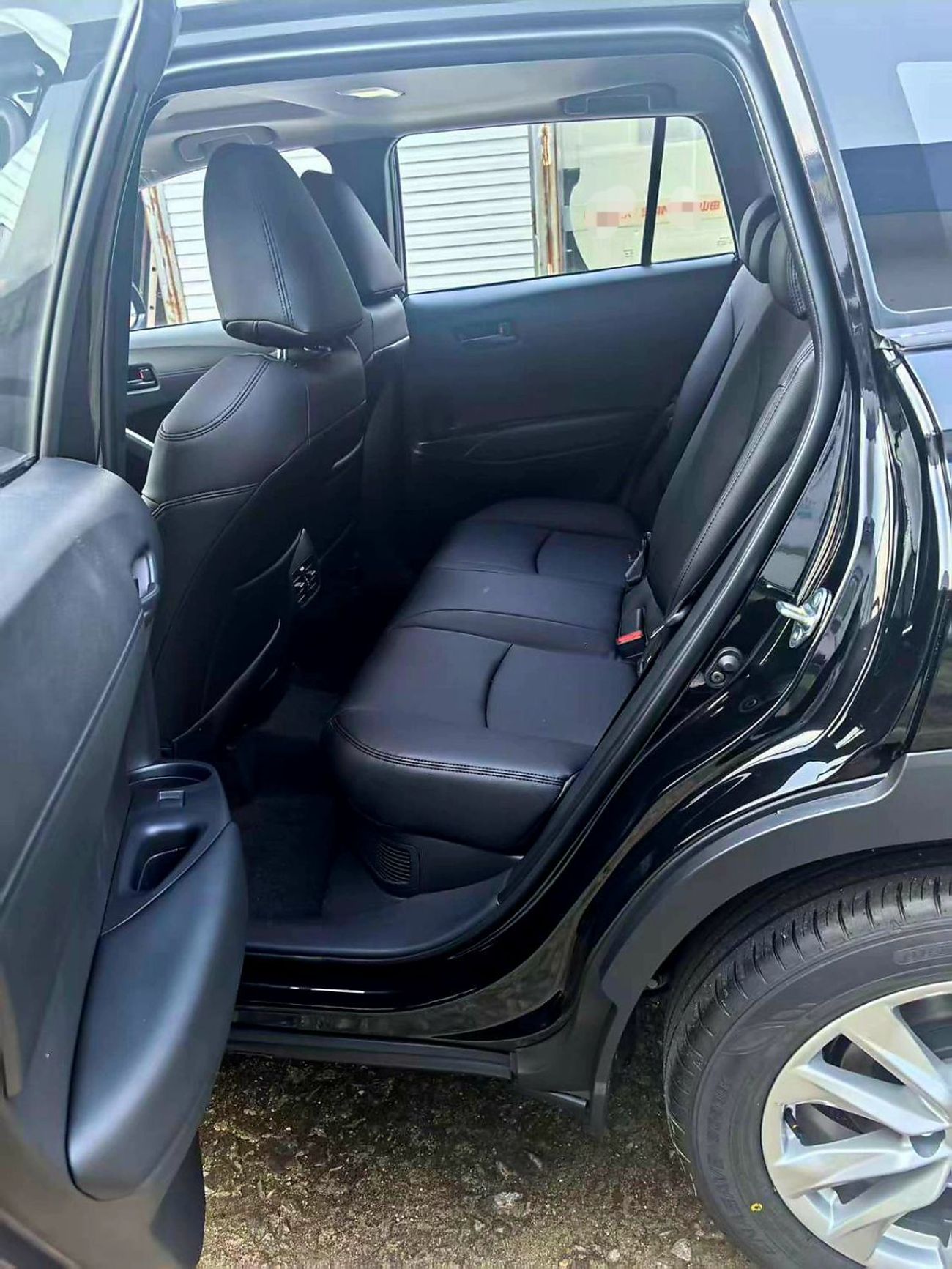 Toyota Corolla Cross 2.0L Hyb Corolla Cross LED lights Radar Full Options