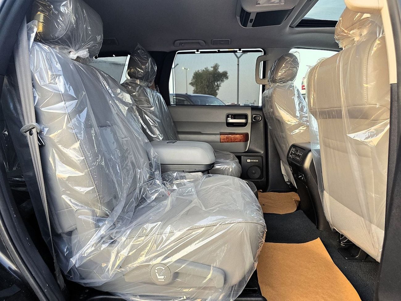 Toyota Sequoia Platinum 2020 USA specs