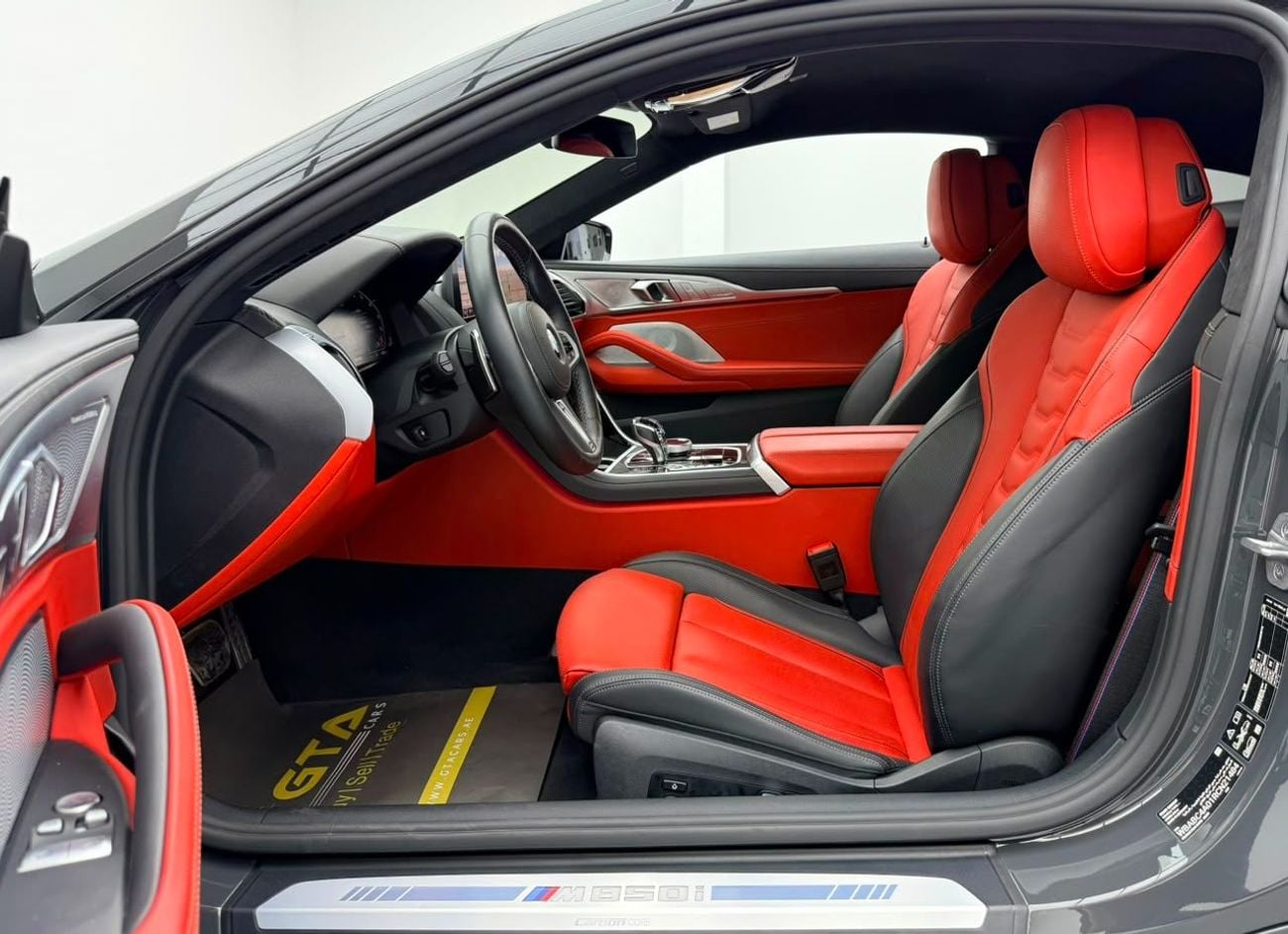 BMW M850i xDrive 2024 BMW M850i xDrive Carbon Package, 2028 BMW Warranty + Service Pack, Very Low Km, GCC
