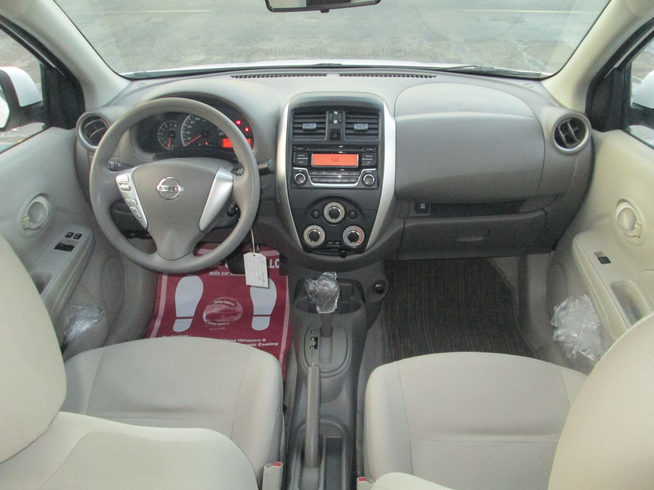 نيسان صني 1.5L New Condition Excellent Drive GCC